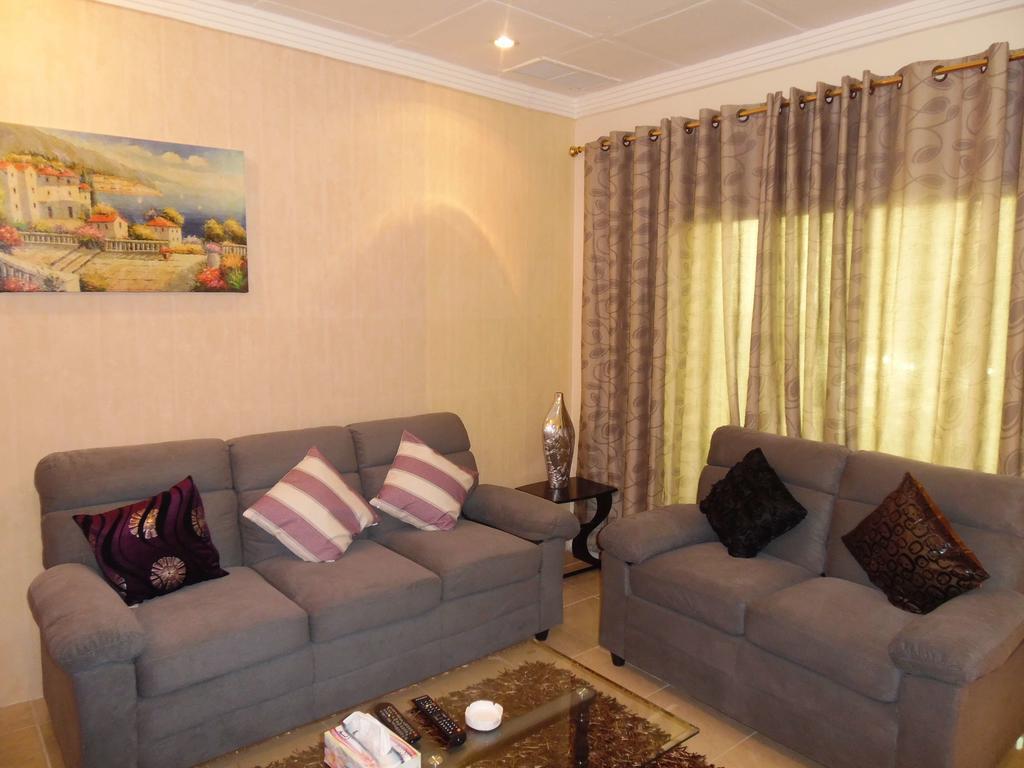Leader Apartments 2 Kuwait City Ruang foto